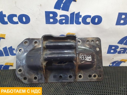 Кронштейн траверсы рамы левый