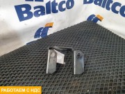 Кронштейн отбойника передней рессоры левый